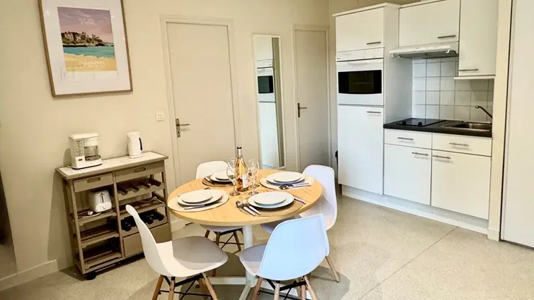 PRIEURÉ ABRI COTIER 3