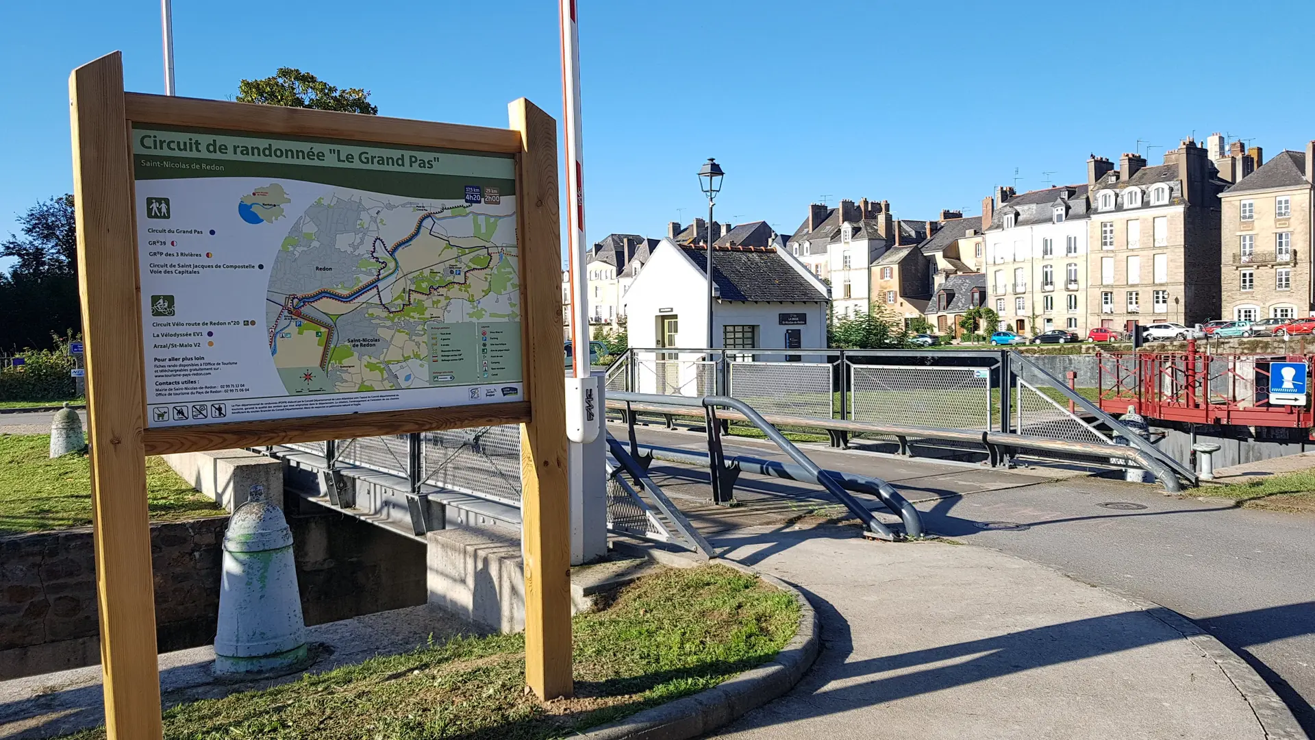 Départ de l'écluse de la Digue