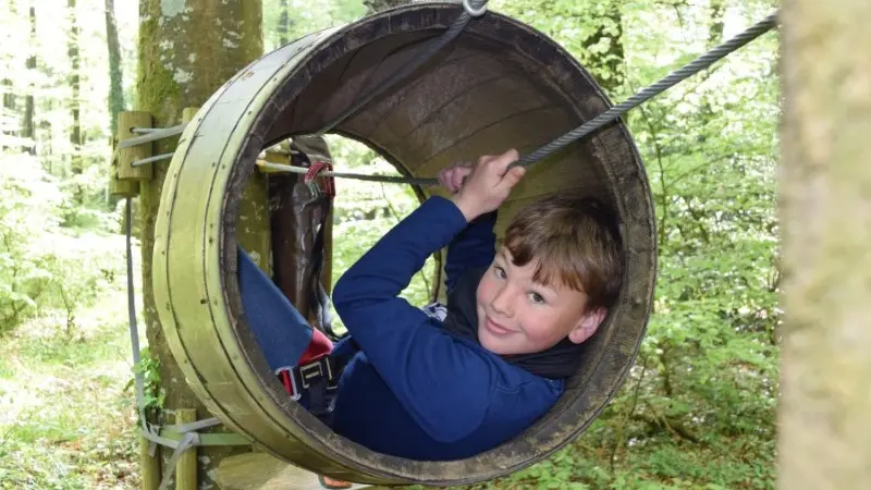 Parc accrobranche enfant - Tonneau