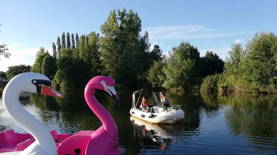 Pédalo Bateau
