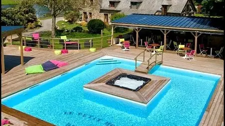 Petit-moulin-du-Rouvre_Mesnil-Roch_vue aérienne restaurant_2021_Moulin du Rouvre