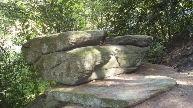 Pierre-Tremblante-Guer-Broceliande