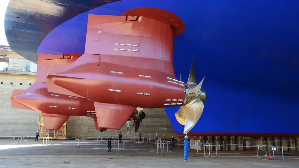 Visite des chantiers navals