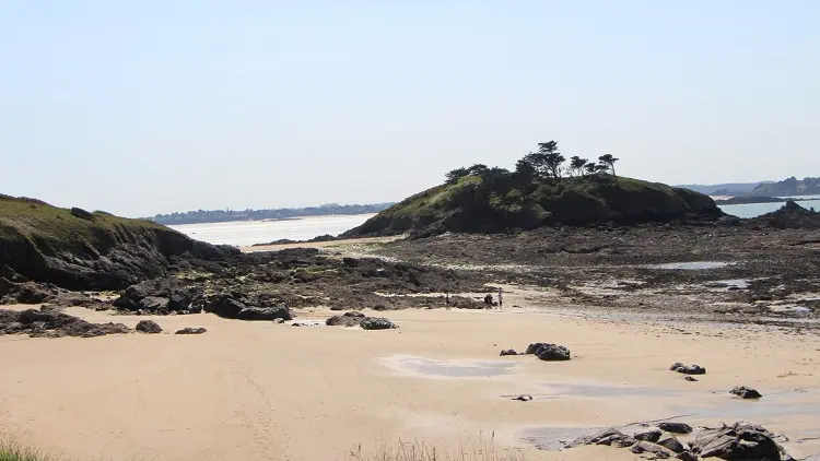 ST BRIAC plage de port aux chevaux