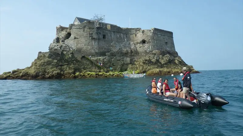 Albatros Lines Navigation