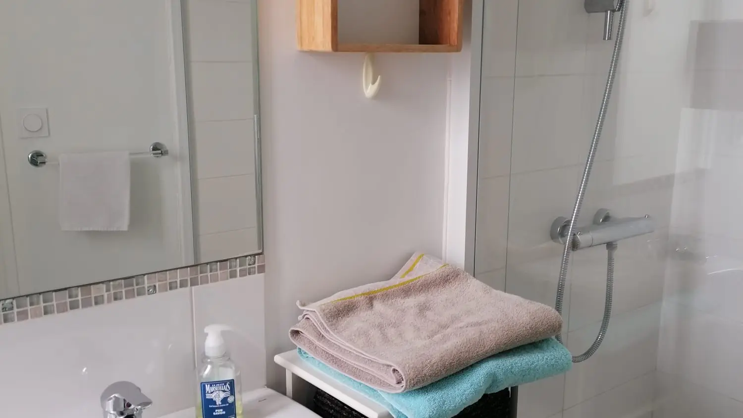 Salle de bain de la chambre  Grève blanche