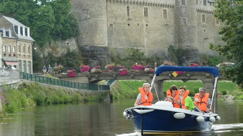 Ti War An Dour - Bateaux électriques - Josselin - Morbihan - Bretagne