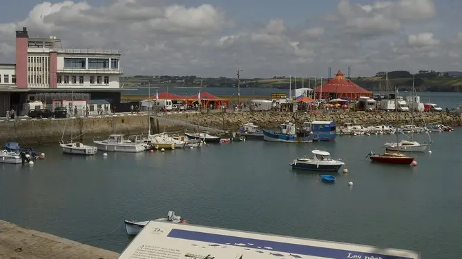 Douarnenez- Cheminde la sardine