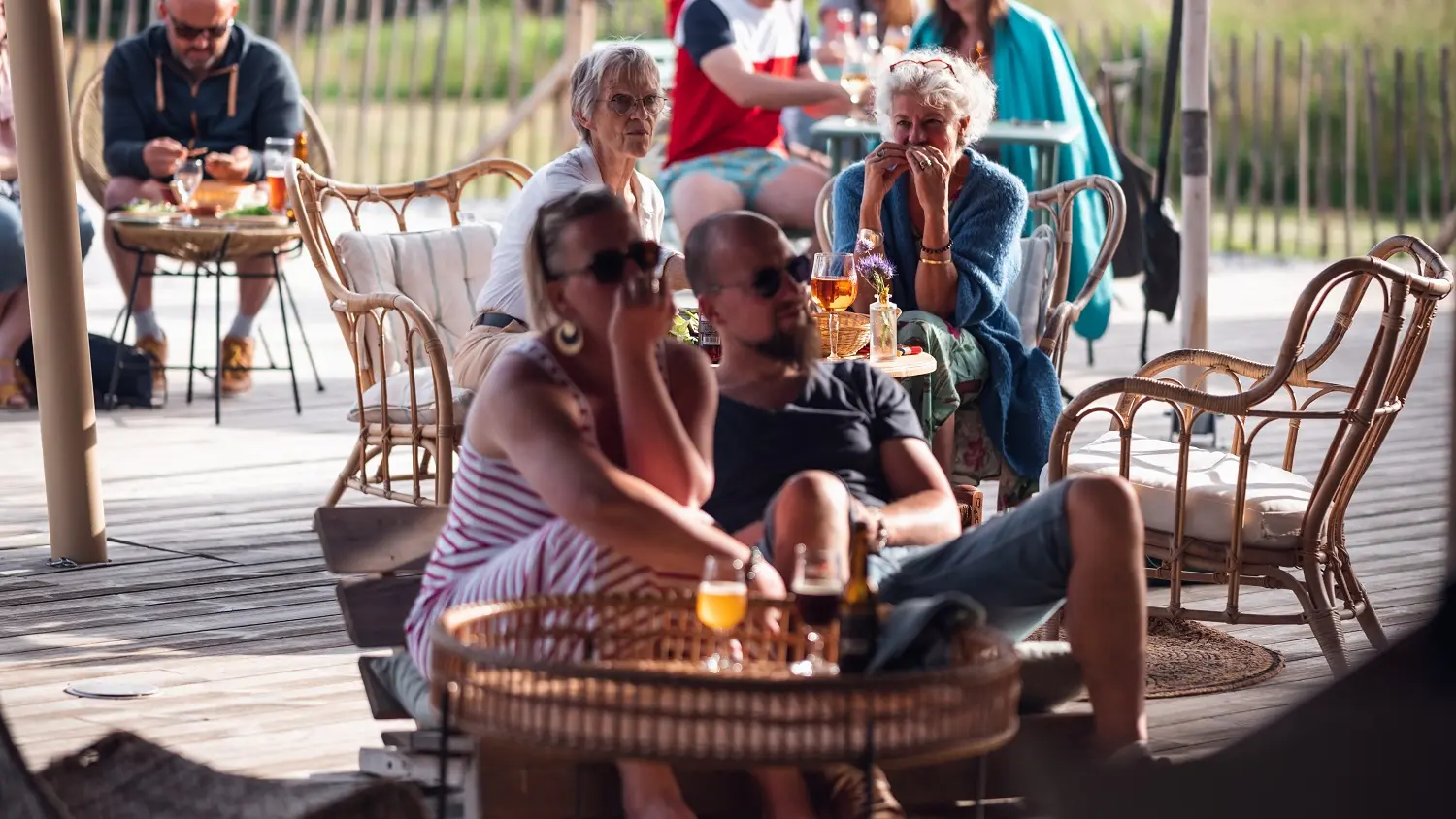 apéro concert dihan café lounge clients