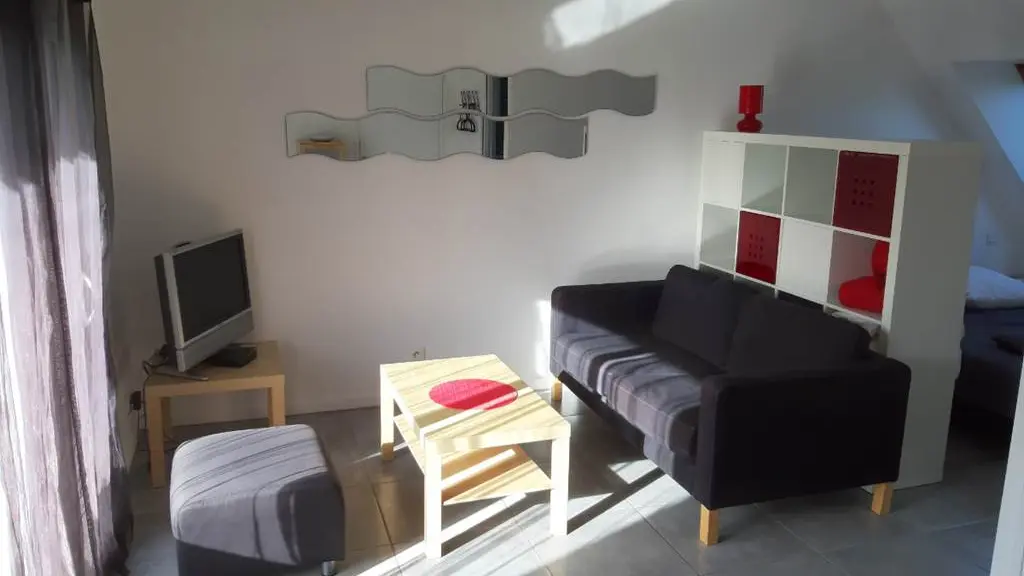 Clévacances - Meublé 56MS0160 - Studio neuf 30 m2 plein sud, proche plages et vieux port, cuisine et coin nuit séparés - Arzon - Morbihan Bretagne Sud