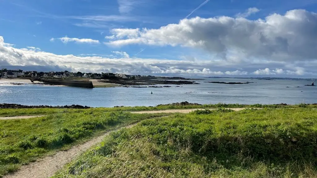 Clévacances - Meublé 056MS000409 - Maison proximité plage/mer et commerce - Découverte Bretagne et Morbihan Sud - Famille Amis Télétravail - Port-Louis - Morbihan Bretagne Sud