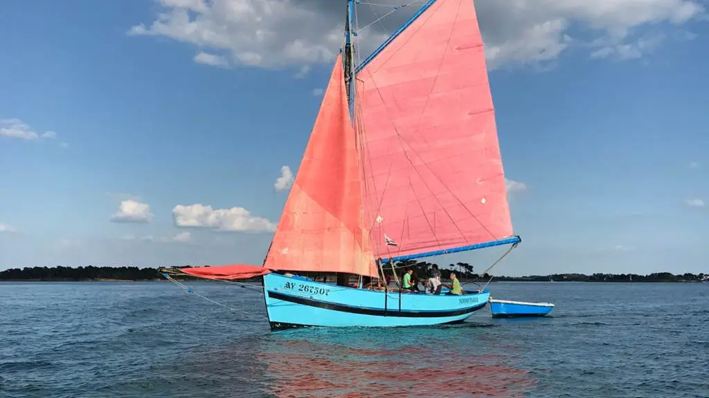 Clévacances - Meublé 056MS000350 - APPARTEMENT REFAIT A NEUF, EN REZ DE JARDIN DEVANT LES BATEAUX - ARZON - GOLFE DU MORBIHAN - Arzon - Morbihan Bretagne Sud