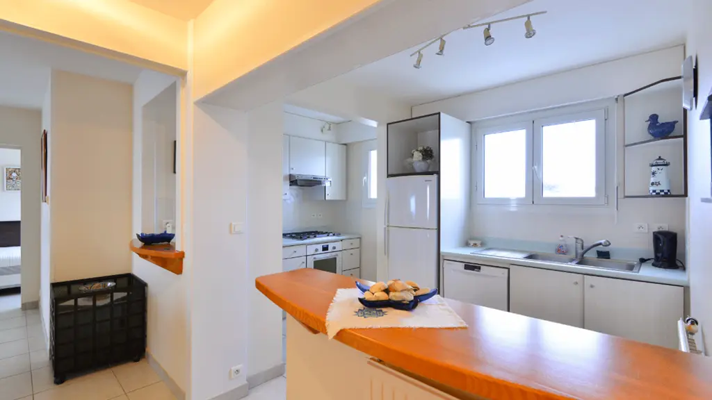 Clévacances - Meublé 56MS1249 - Appartement spacieux avec vue imprenable sur mer - Larmor-Plage - Morbihan Bretagne Sud