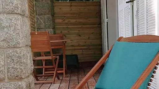 Clévacances - Meublé 056MS000255 - Location de vacances Gîte 2 pers rénové et au calme MORBIHAN PONT-SCORFF - Cléguer - Morbihan Bretagne Sud