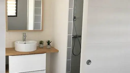 Clévacances - Meublé 056MS000240 - Presqu’ile de Rhuys, maison neuve tout confort, SPA, plage à 700m - Le Tour-du-Parc - Morbihan Bretagne Sud