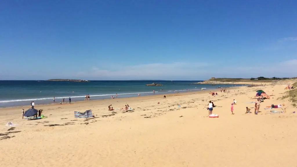 Clévacances - Meublé 056MS000211 - Villa 12 pers.avec piscine intérieure privée entre océan et Ria d'Etel - Plouhinec - Morbihan Bretagne Sud