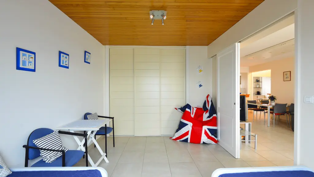 Clévacances - Meublé 56MS1249 - Appartement spacieux avec vue imprenable sur mer - Larmor-Plage - Morbihan Bretagne Sud