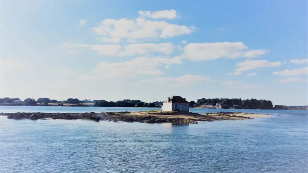 Clévacances - Meublé 056MS000211 - Villa 12 pers.avec piscine intérieure privée entre océan et Ria d'Etel - Plouhinec - Morbihan Bretagne Sud