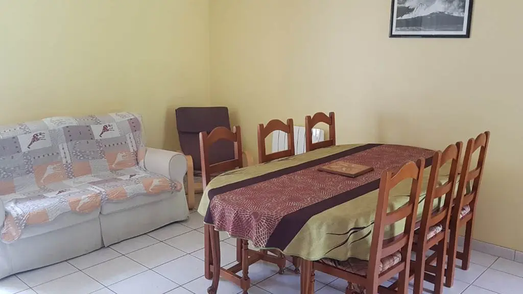 Clévacances - Meublé 056MS000052 - Gîte Elven près du Golfe du Morbihan accès aux personnes à mobilité réduite - Elven - Morbihan Bretagne Sud