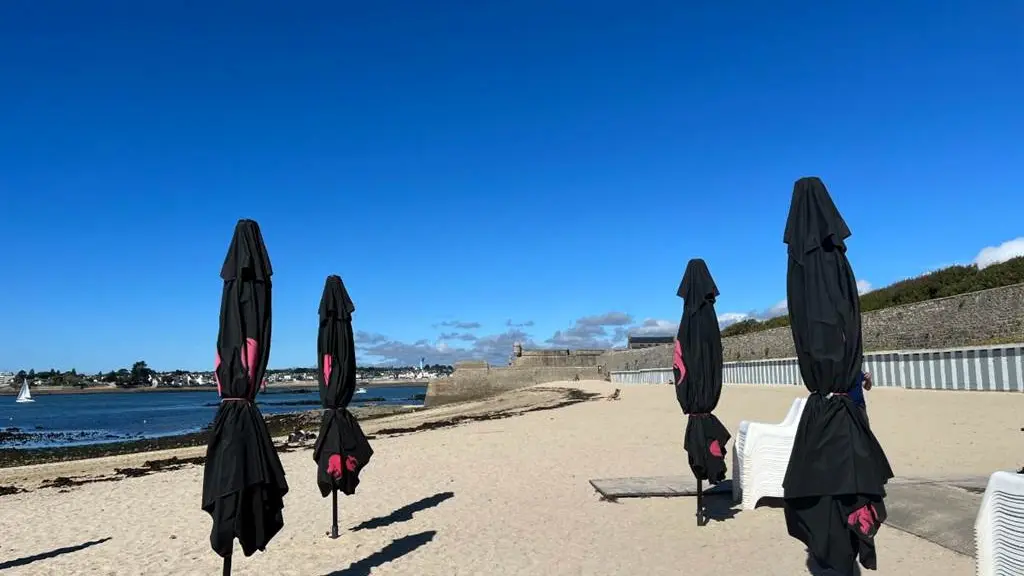 Clévacances - Meublé 056MS000409 - Maison proximité plage/mer et commerce - Découverte Bretagne et Morbihan Sud - Famille Amis Télétravail - Port-Louis - Morbihan Bretagne Sud