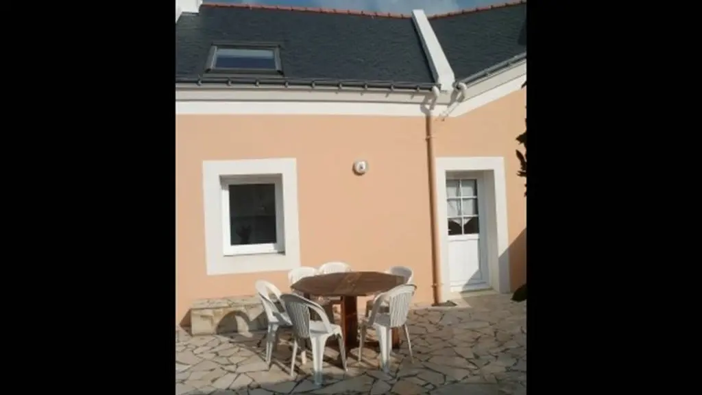 Clévacances - Meublé 56MS1416 - Maison tout confort à 700m de la plage vue mer - Locmaria - Morbihan Bretagne Sud