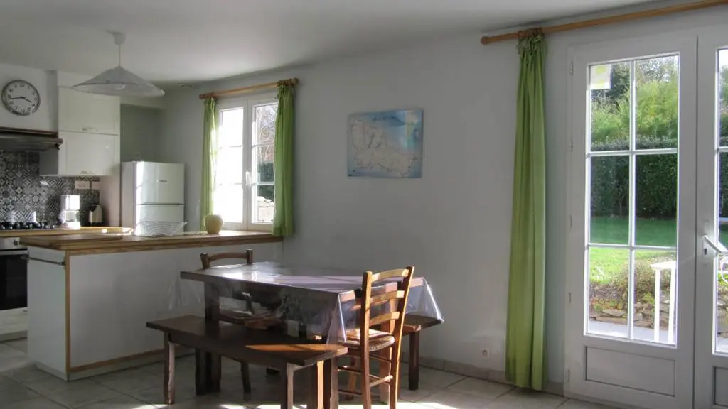 Clévacances - Meublé 056MS000345 - Maison SUET avec jardin et terrasse privés à 400m de la plage - Bangor - Morbihan Bretagne Sud