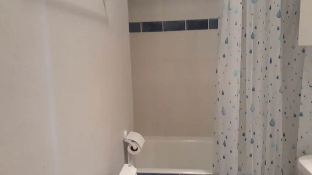 Clévacances - Meublé 56MS0153 - Appartement T2 port de plaisance du Kernevel - Larmor-Plage - Morbihan Bretagne Sud