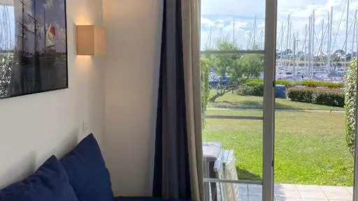 Clévacances - Meublé 056MS000350 - APPARTEMENT REFAIT A NEUF, EN REZ DE JARDIN DEVANT LES BATEAUX - ARZON - GOLFE DU MORBIHAN - Arzon - Morbihan Bretagne Sud