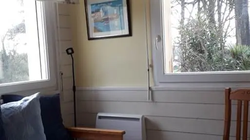 Clévacances - Meublé 056MS000325 - Maison mitoyenne les Camélias proche des plages, ports de plaisance et Golfe du Morbihan. - Arzon - Morbihan Bretagne Sud