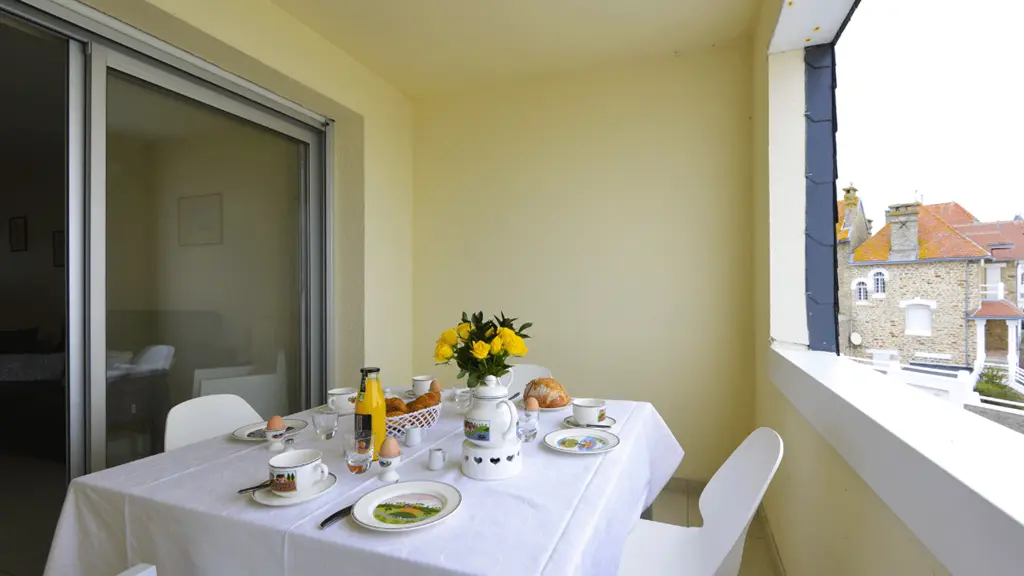 Clévacances - Meublé 56MS1249 - Appartement spacieux avec vue imprenable sur mer - Larmor-Plage - Morbihan Bretagne Sud