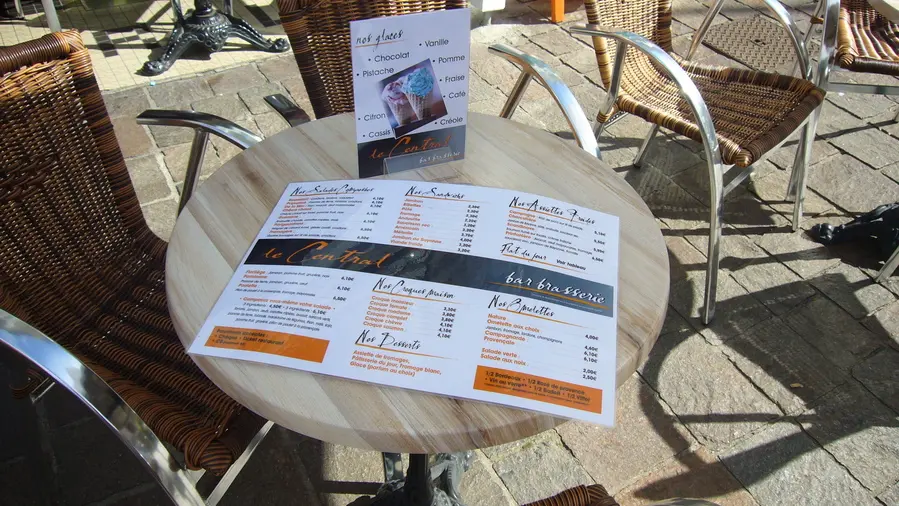 bar-restaurant-locmine-central (3)