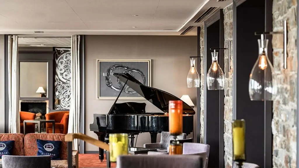 LiveMusic-BlueBar-SofitelQuiberon