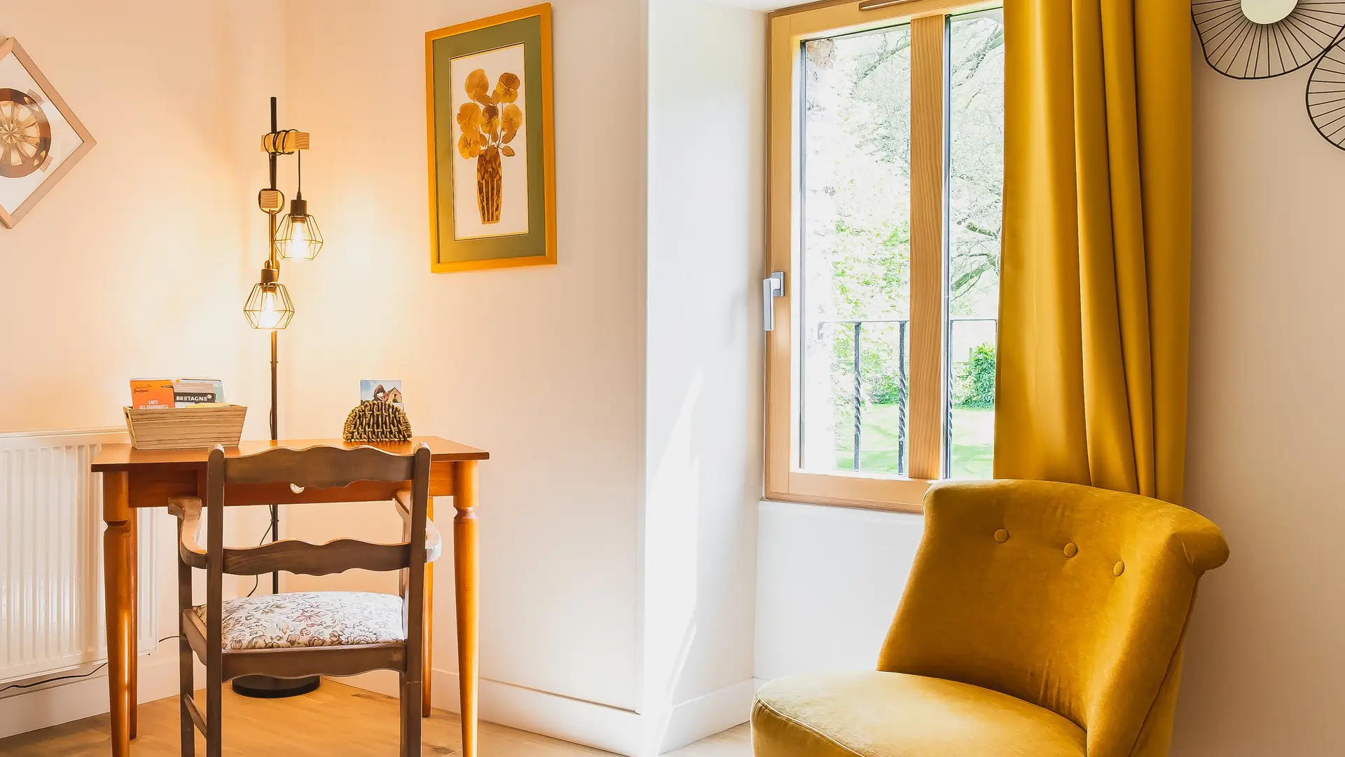 bureau coté jardin-Carré