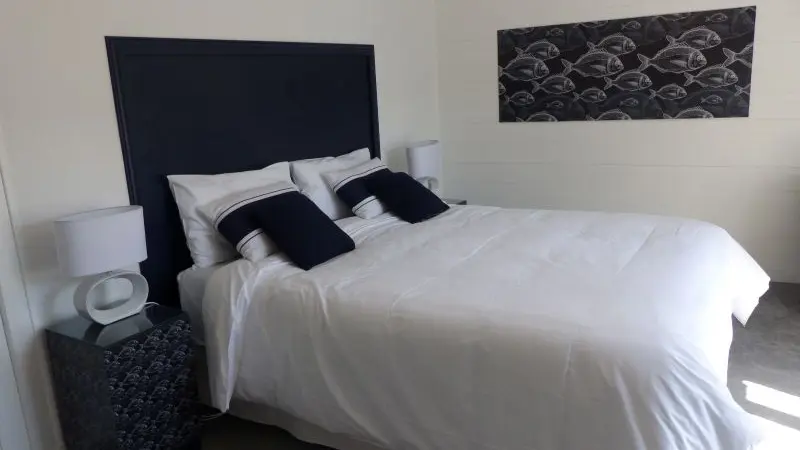 Chambre - hôtes - lits - canal - Josselin - Destination - Brocéliande