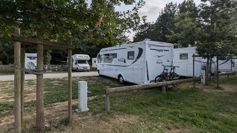 Aire - service - stationnement - Josselin - Brocéliande - Morbihan - Bretagne