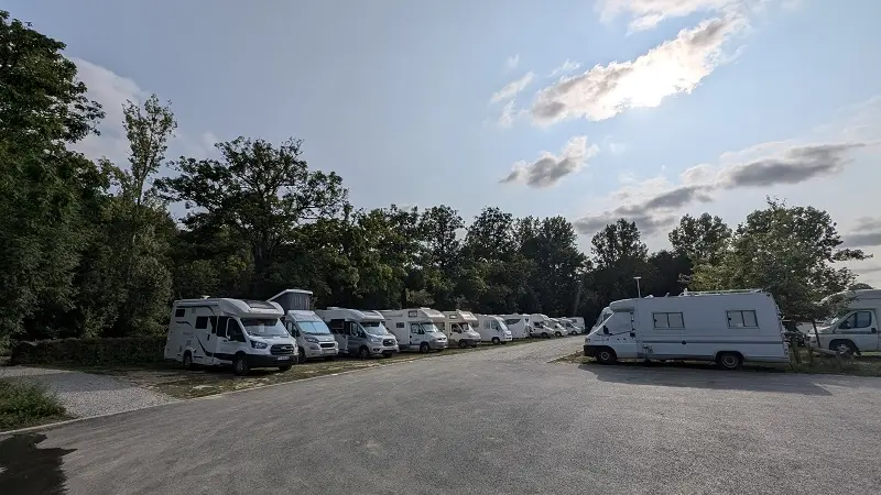 Aire - service - stationnement - Josselin - Brocéliande - Morbihan - Bretagne