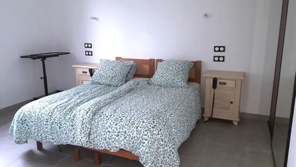 Chambre 2 lits séparables électriques