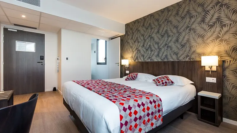 brit hotel L'Hippodrome - chambre - Ploërmel - Morbihan -  Bretagne