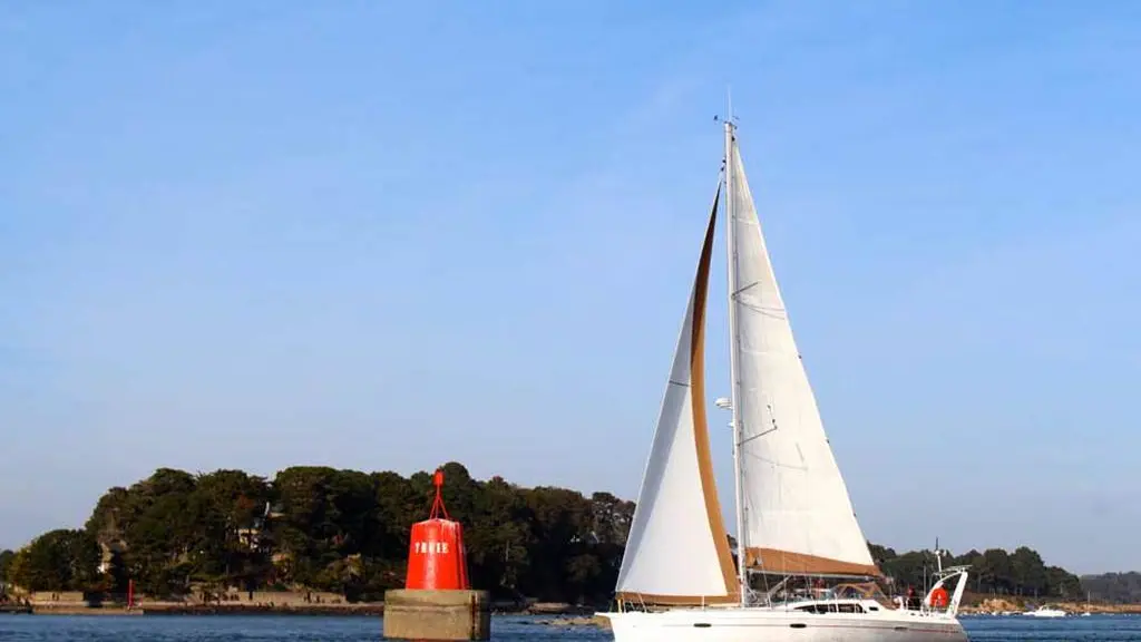 Connecti-sail-vannes-golfe-du-morbihan
