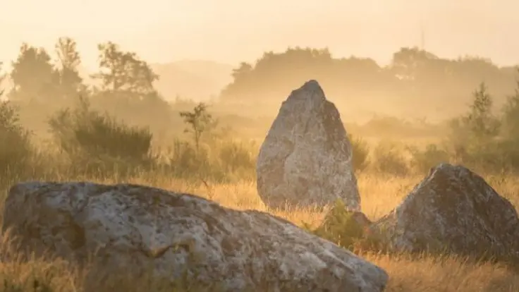 Mégalithes et landes de Saint-Just