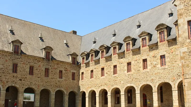 couvent-urbanistes-fougeres-ete-2019©MROINSON_(7)[1]