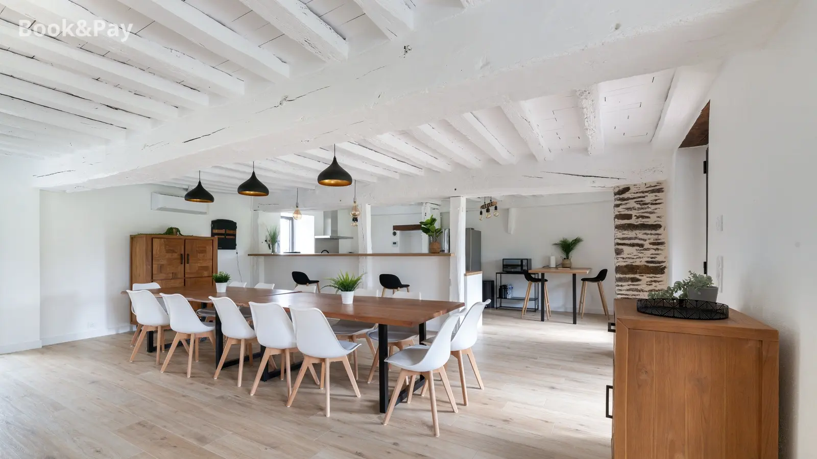 Gîte de la Brousse de Coganne_salon_vue2