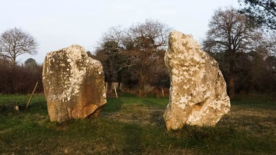 Dolmen de Crucuno Plouharnel - Morbihan Bretagne sud (1)