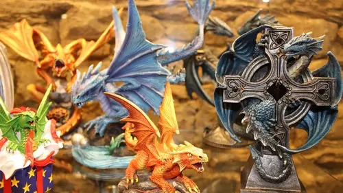 figurines-dragons-magasin-Armoria-a-Paimpont
