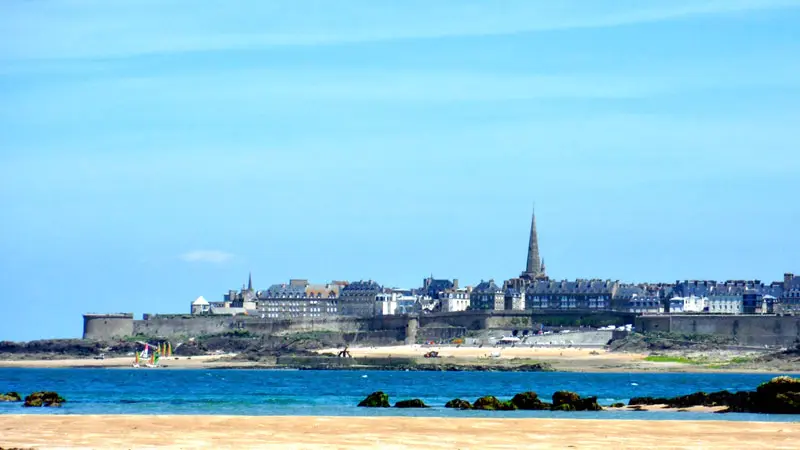 Albatros Lines Navigation