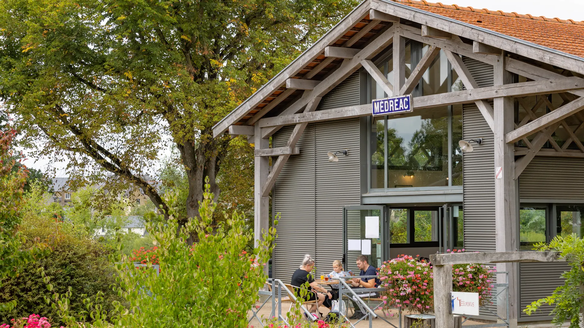 Café de la Gare vélo rail Médréac