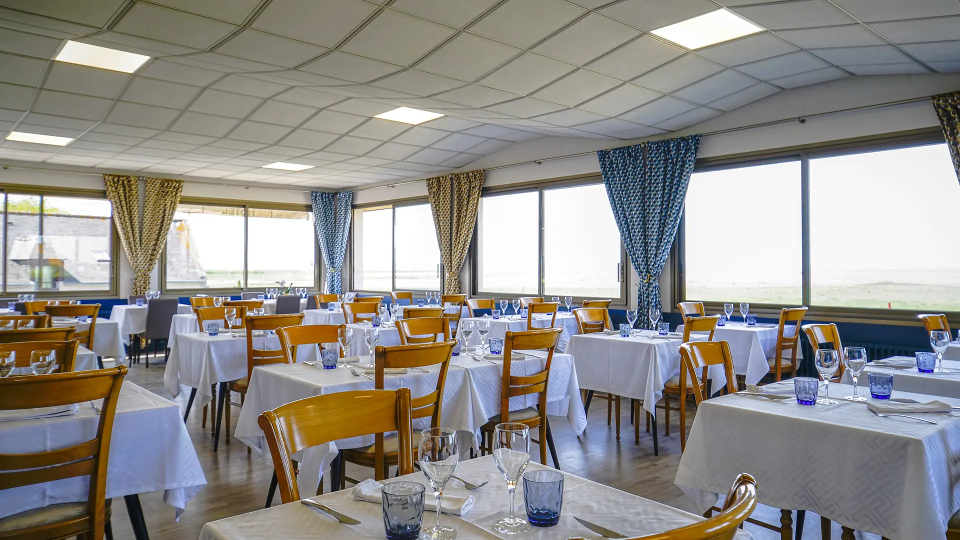 Hôtel-restaurant le Bretagne Le Vivier-sur-Mer