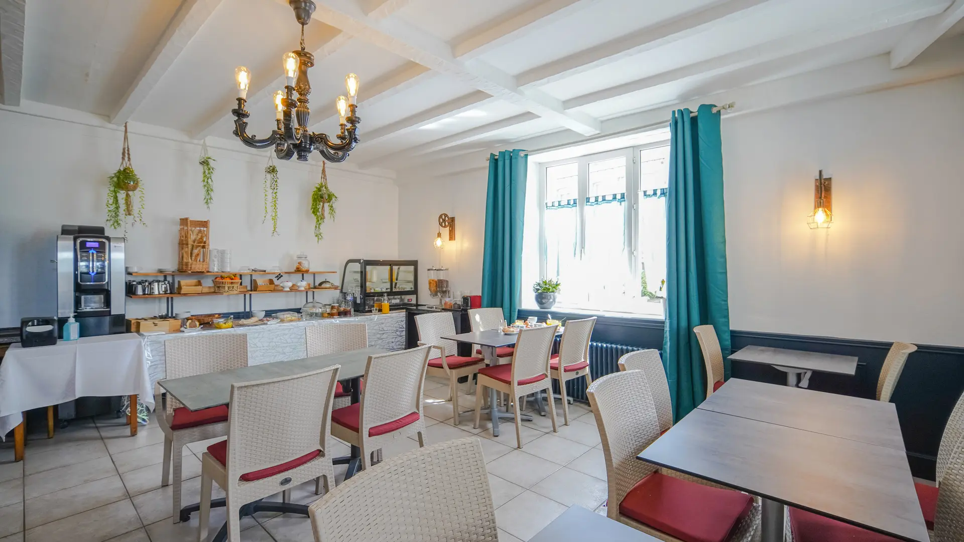 Hôtel-restaurant le Bretagne Le Vivier-sur-Mer