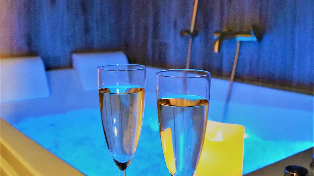 jacuzzi Moments A Part