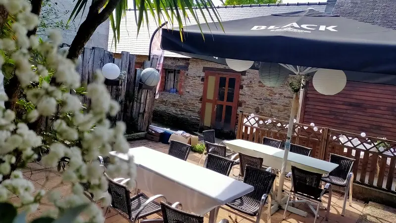 salle le thy'roir - séminaire - terrasse - Ploërmel
